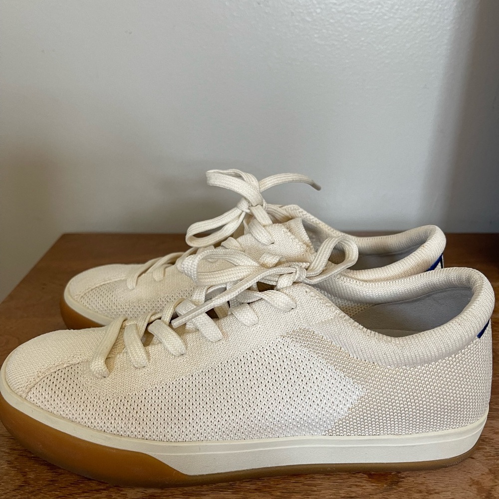 Rothy’s Lace Up Sneaker - Blonde